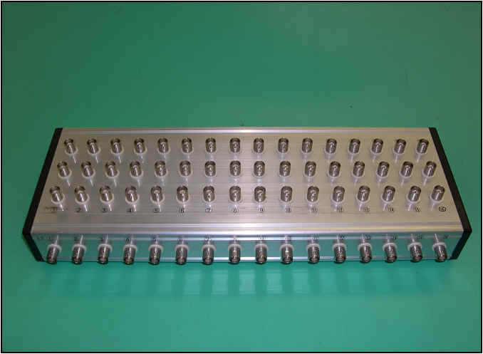 BNC中継ボックス IO-16CS